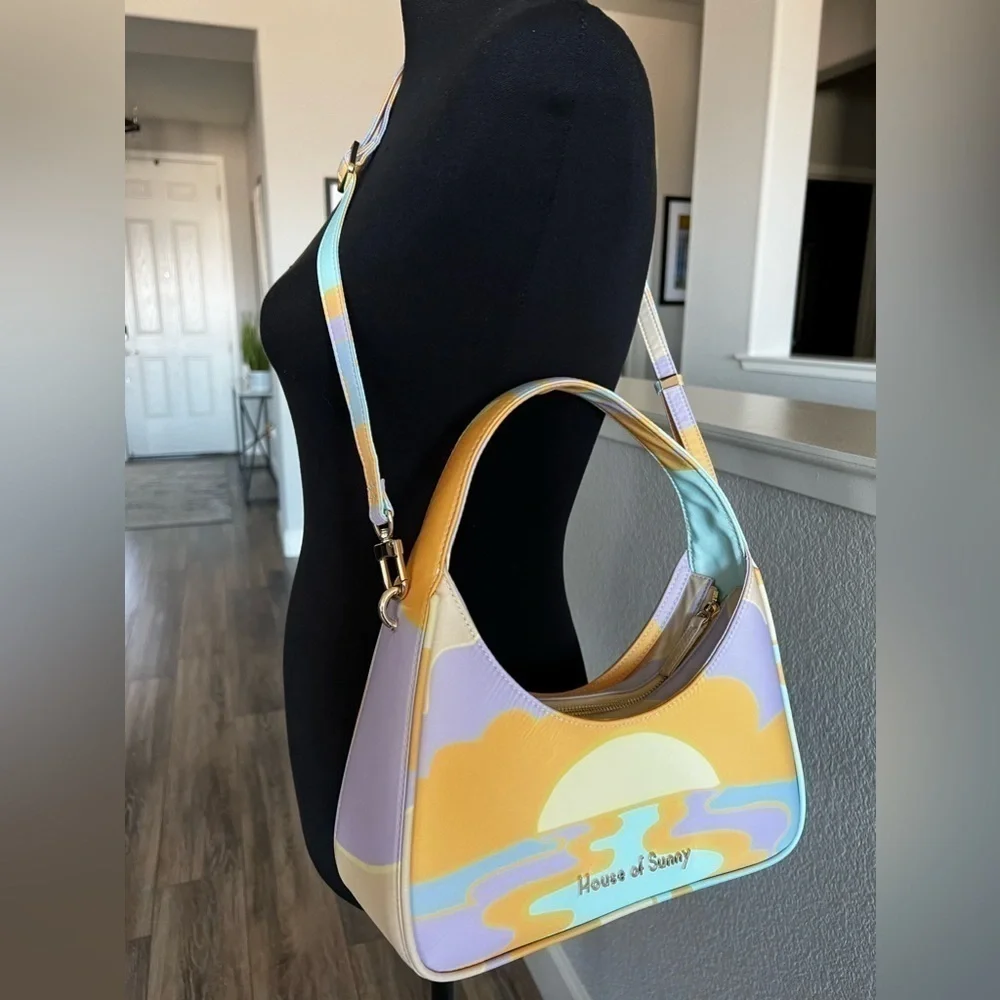 House OF SUNNY 🌞 NEW 🌞 DAY TRIPPER ICON BAG 💎 SOLD OUT 💎 - Picture 6 of 11